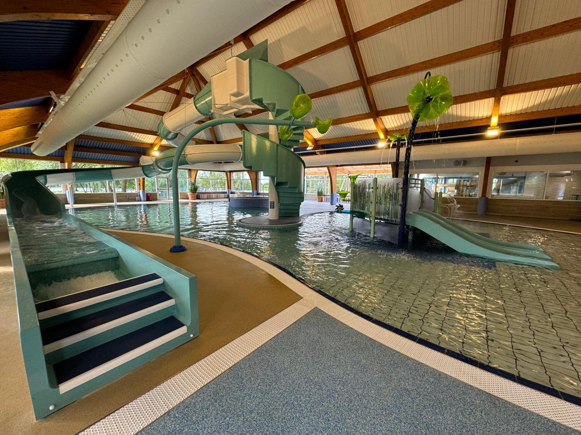 The Boat House, Hot Tub Lodge South Cerney Εξωτερικό φωτογραφία
