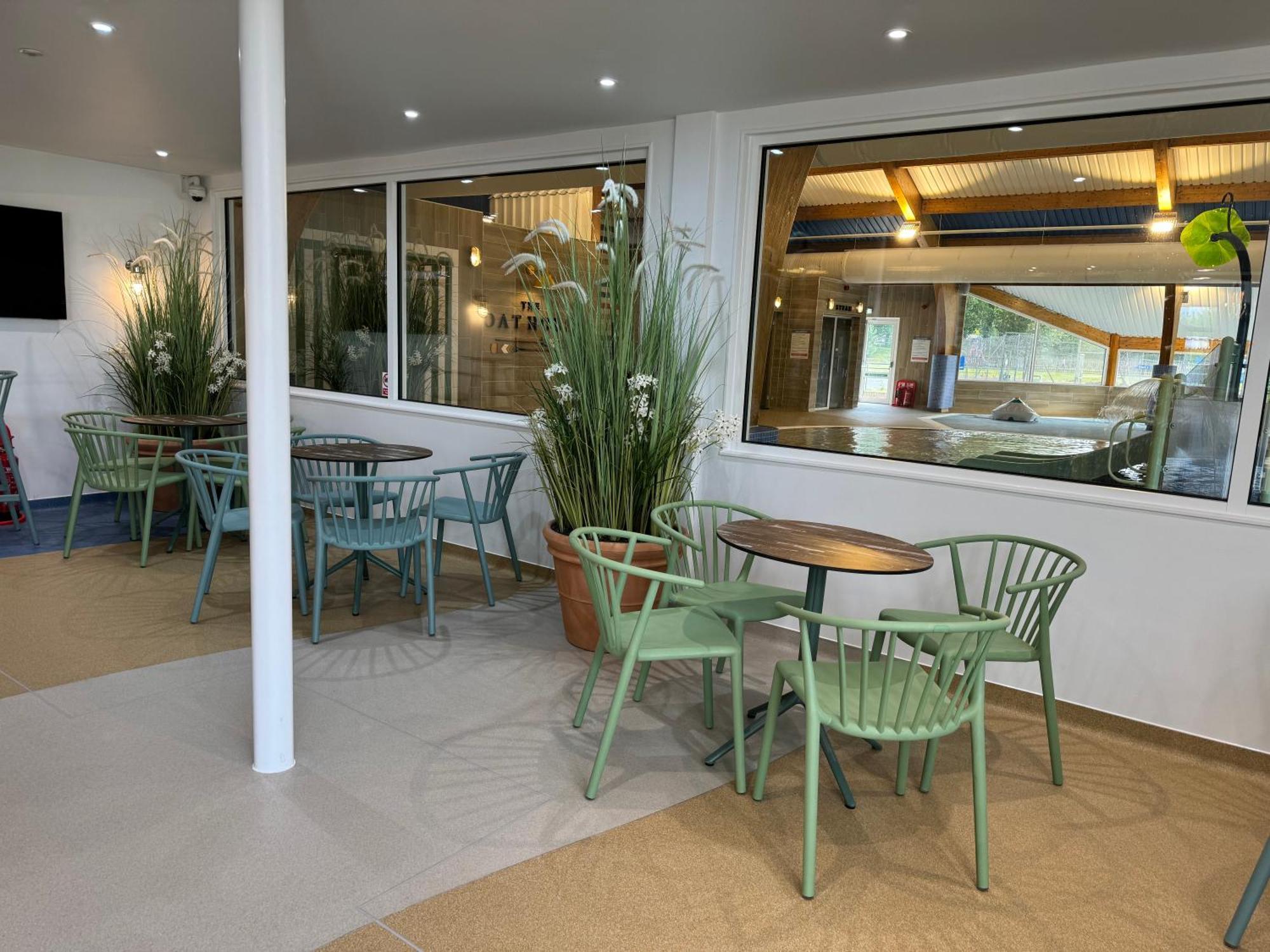The Boat House, Hot Tub Lodge South Cerney Εξωτερικό φωτογραφία
